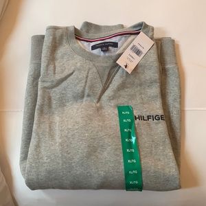 Tommy Hilfiger sweater